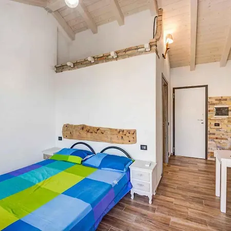 Hébergement de vacances Homes In 40829 Pompeiana